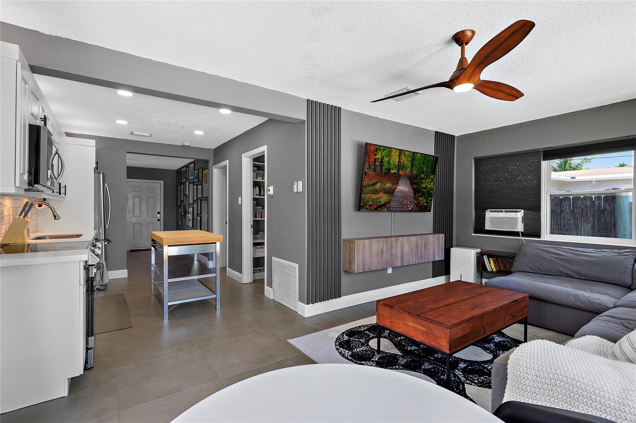 North Andrews Gardens 30- - Residential