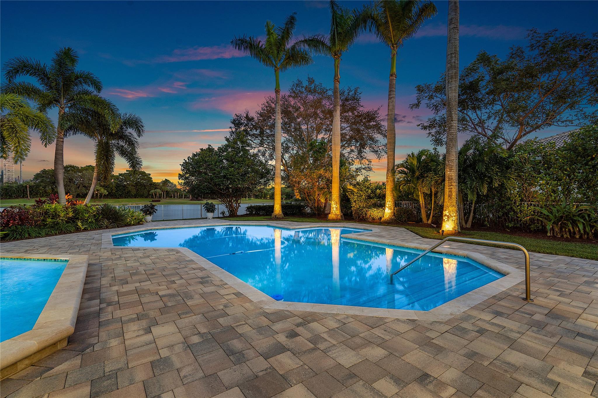 IRONHORSE PAR F - Residential