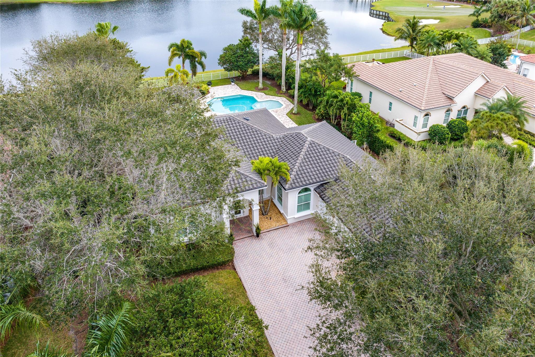 IRONHORSE PAR F - Residential