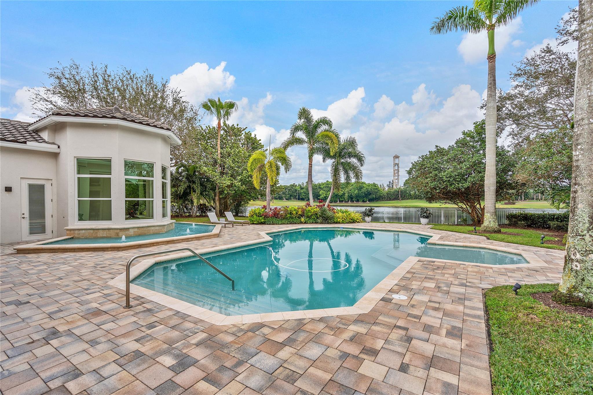 IRONHORSE PAR F - Residential