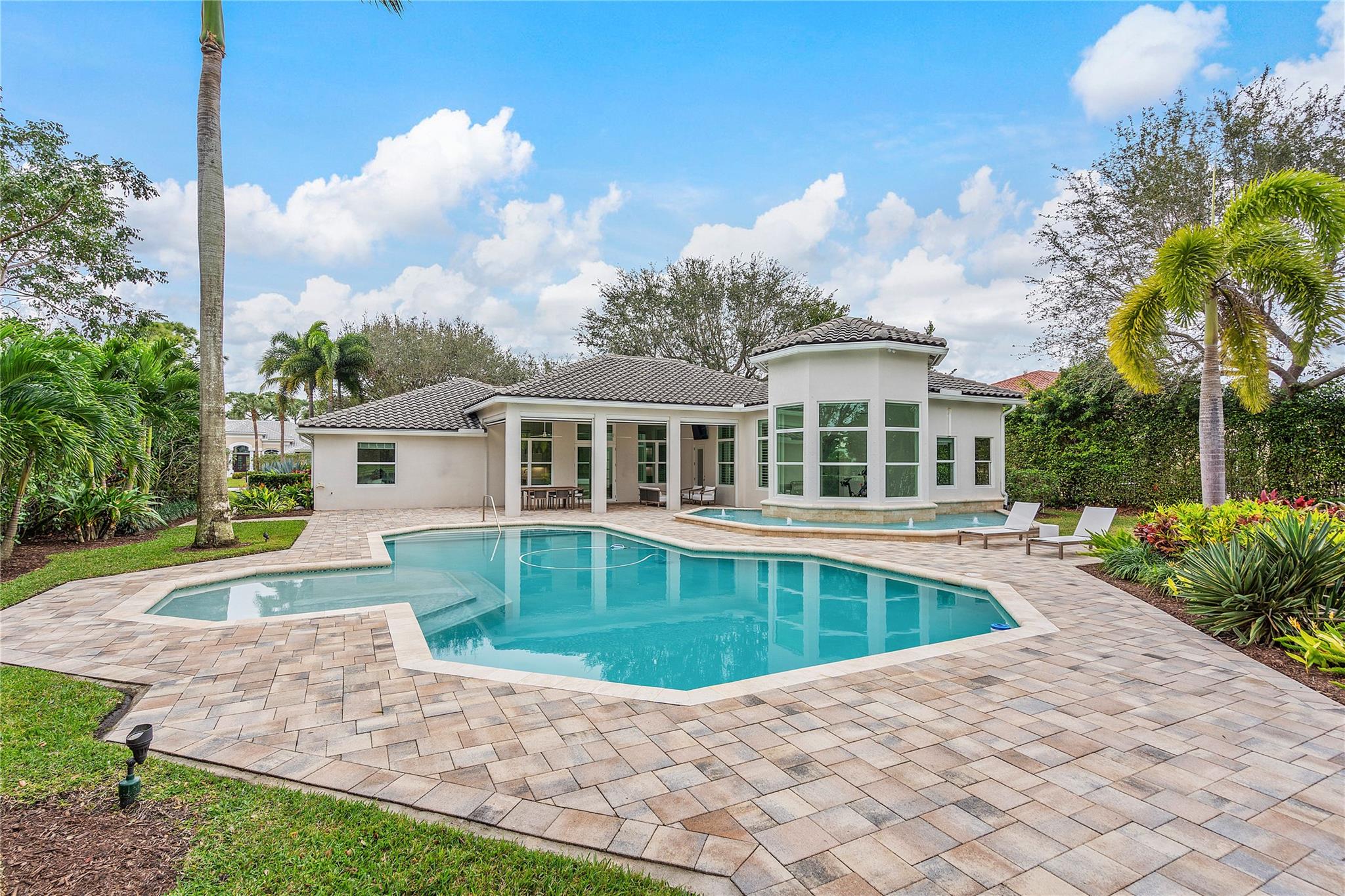 IRONHORSE PAR F - Residential