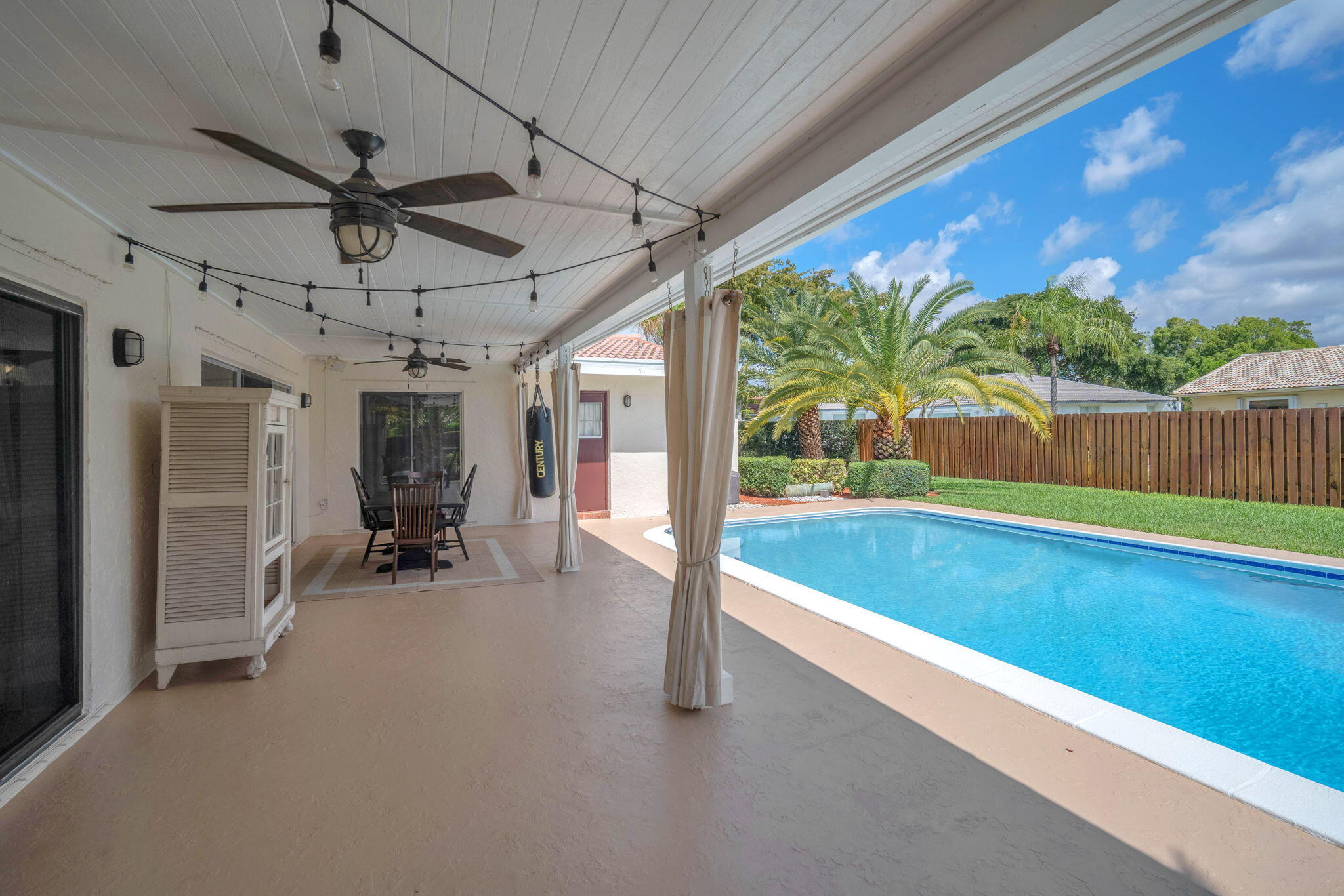 RAMBLEWOOD SOUTH - Residential