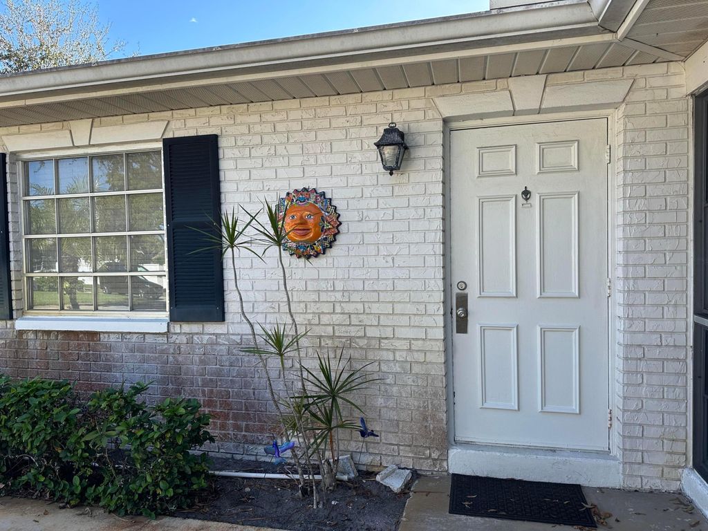 Photo of 10093 44th Way S #405, Boynton Beach, FL 33436 (MLS # R11018213)