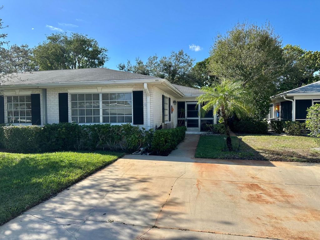 Photo of 10093 44th Way S #405, Boynton Beach, FL 33436 (MLS # R11018213)