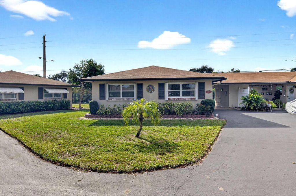Photo of 149 Mockingbird Lane #149, Delray Beach, FL 33445 (MLS # R11153193)