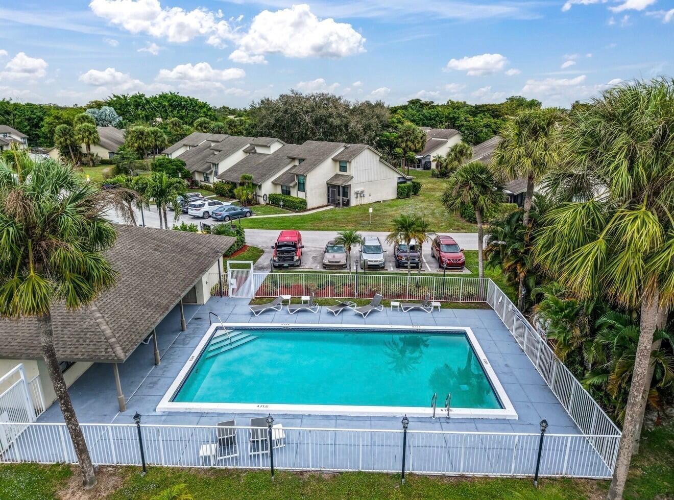 BOCA RIDGE PARK CONDO - Residential