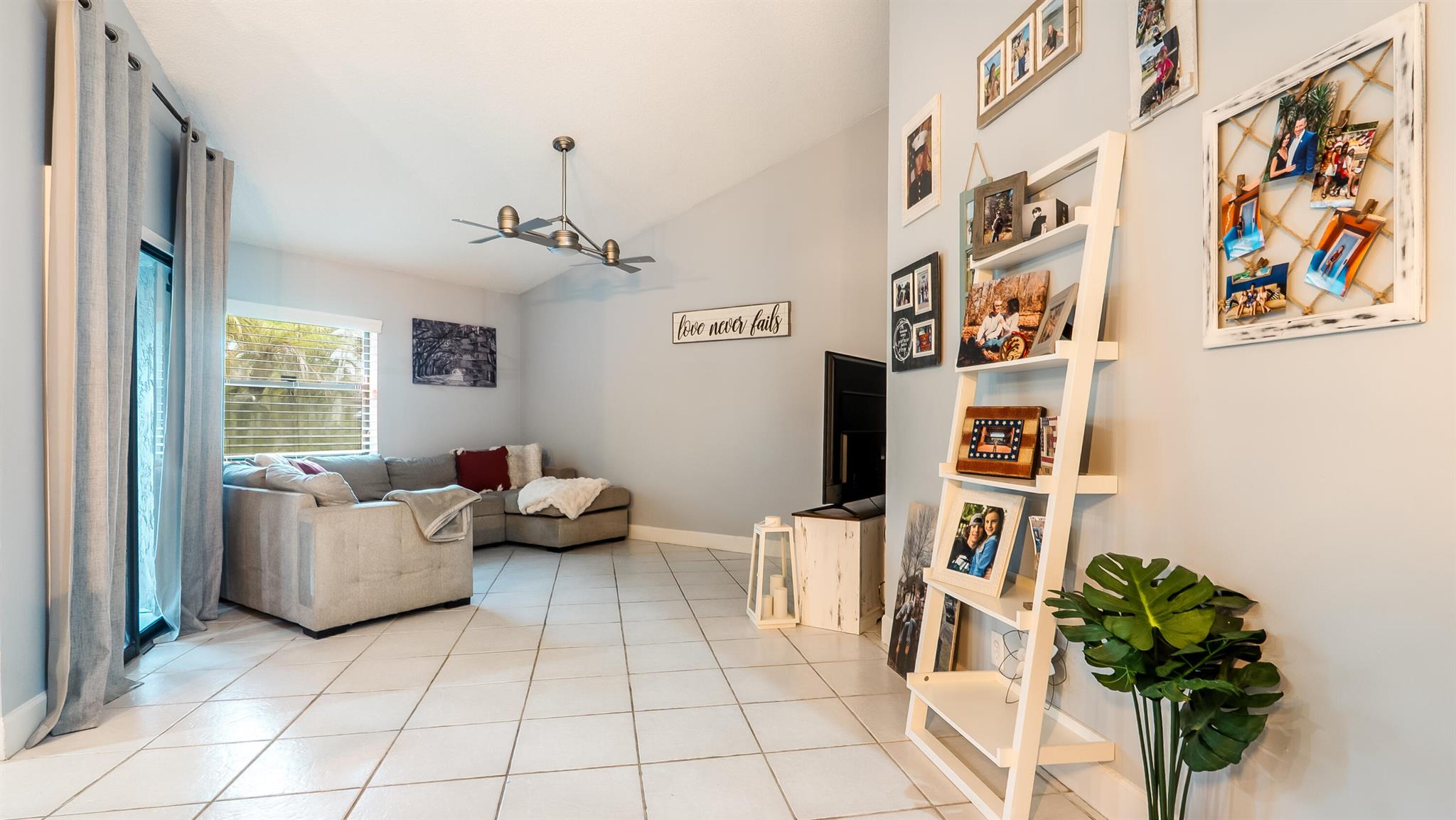 BOCA RIDGE PARK CONDO - Residential