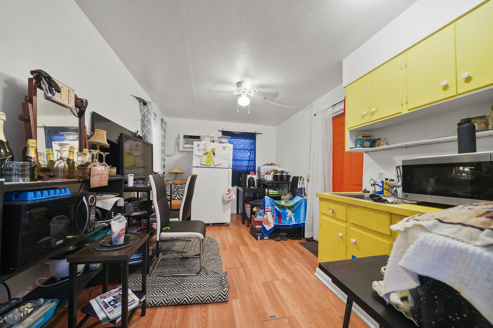 LAUDERDALE PARK 6-33 1/2 - Residential Income