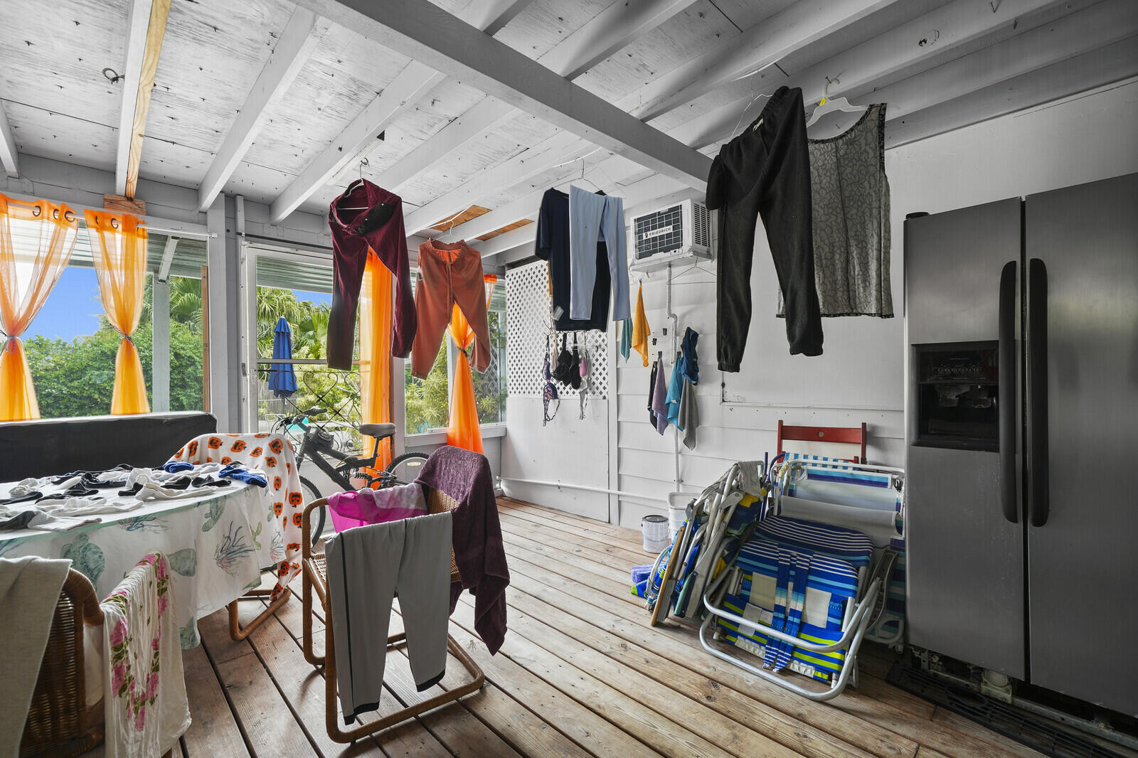 LAUDERDALE PARK 6-33 1/2 - Residential Income