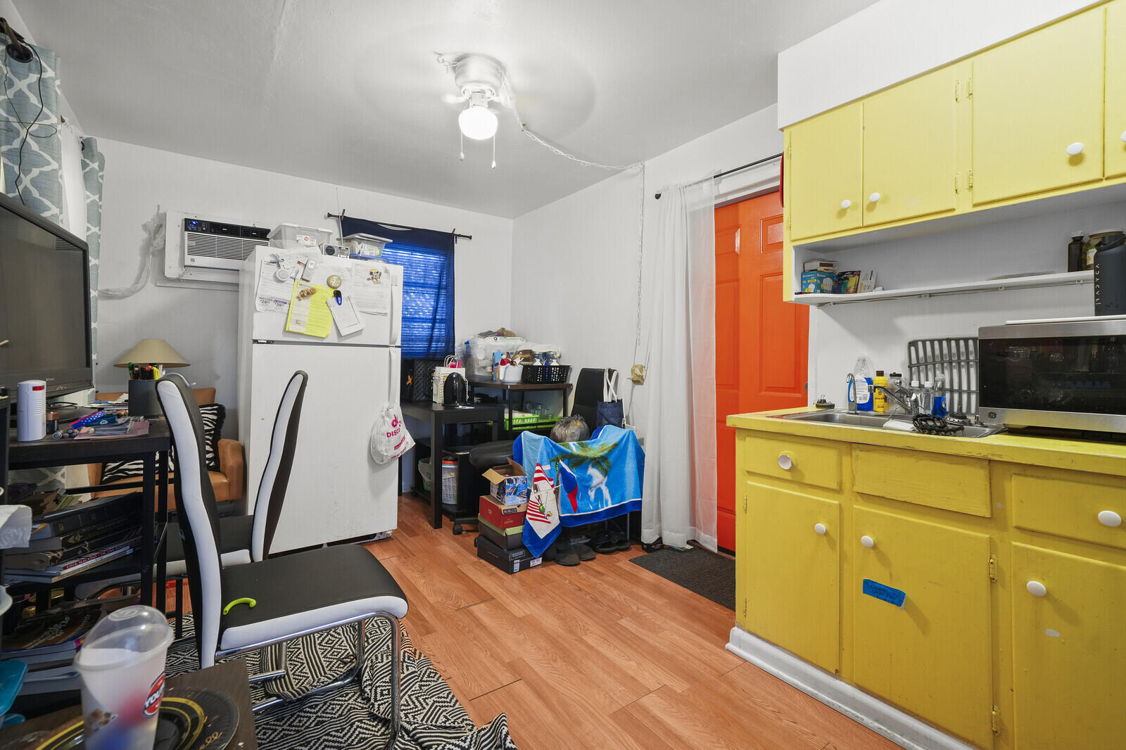 LAUDERDALE PARK 6-33 1/2 - Residential Income