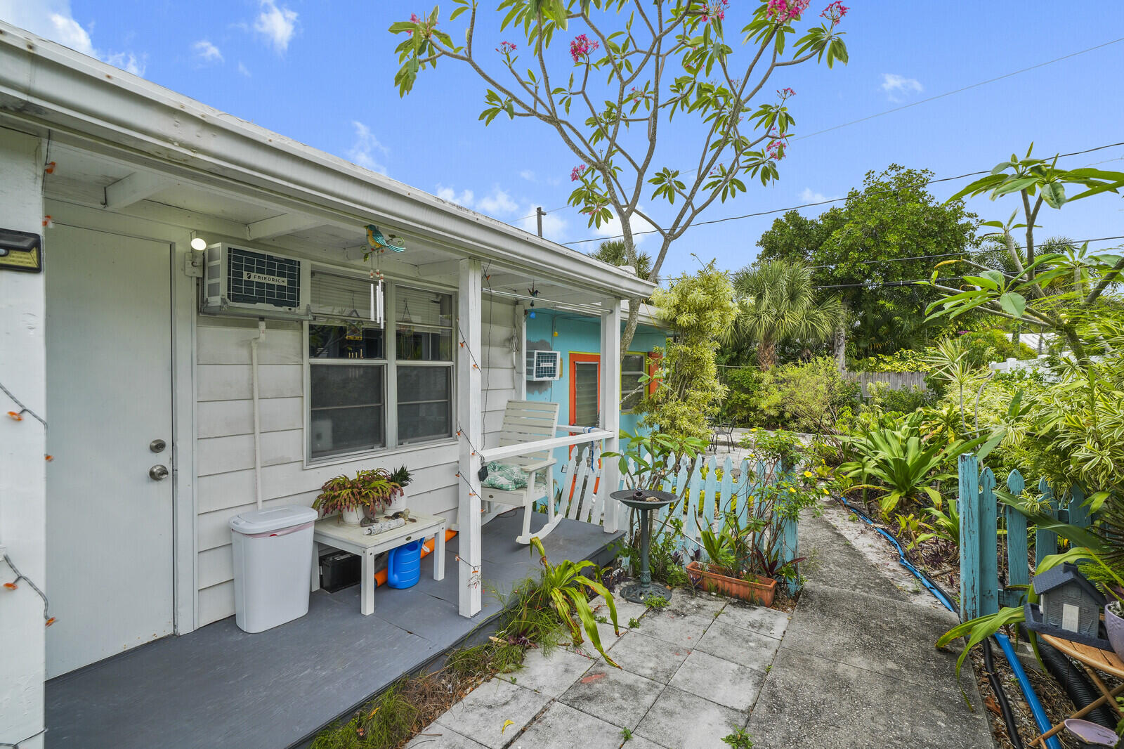 LAUDERDALE PARK 6-33 1/2 - Residential Income