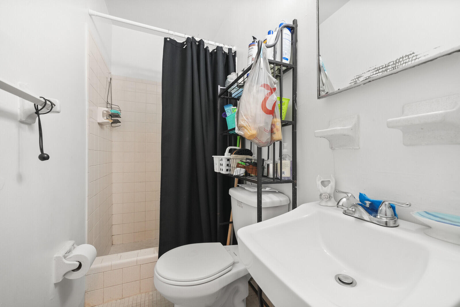 LAUDERDALE PARK 6-33 1/2 - Residential Income