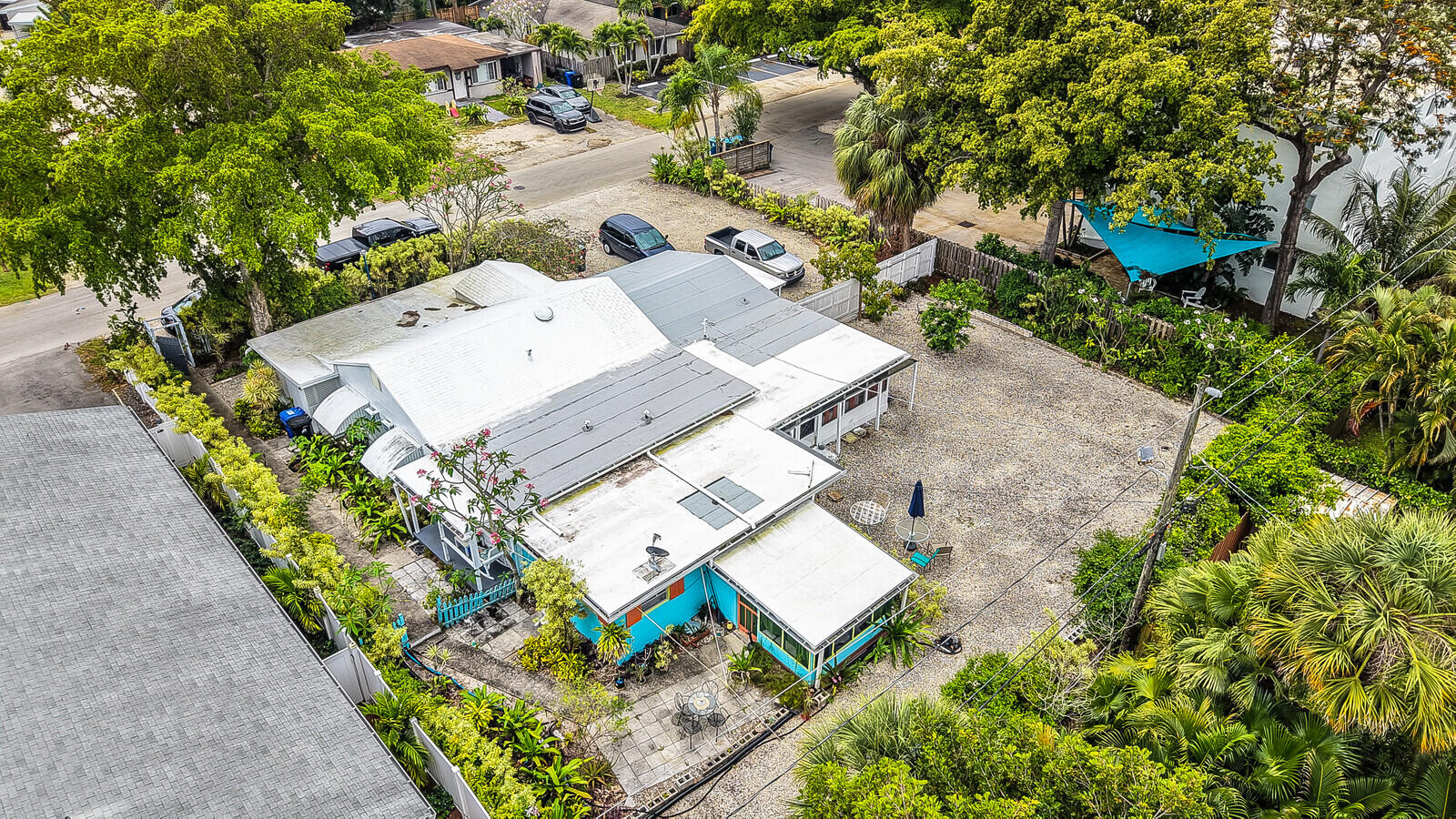 LAUDERDALE PARK 6-33 1/2 - Residential Income