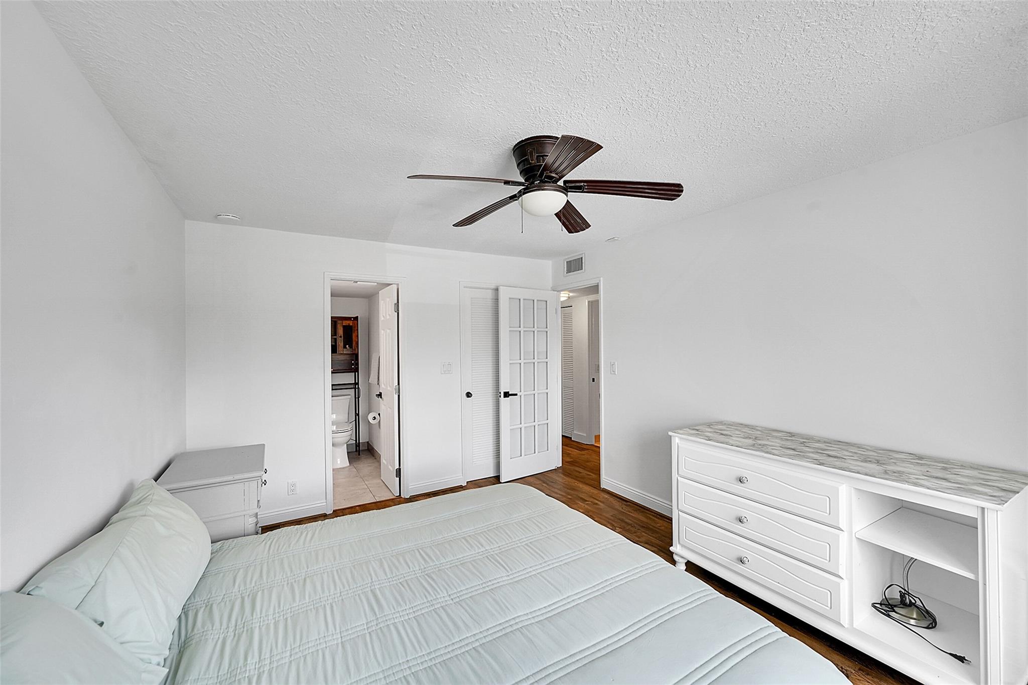 HARBOR'S EDGE OF POMPANO - Residential