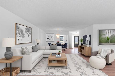 7 Bay Cedar Court Royal Palm Beach FL 33411