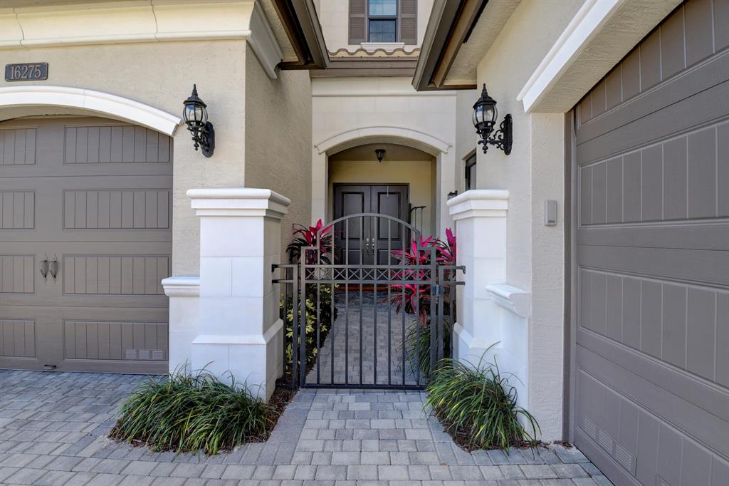 SEVEN BRIDGES - Residential