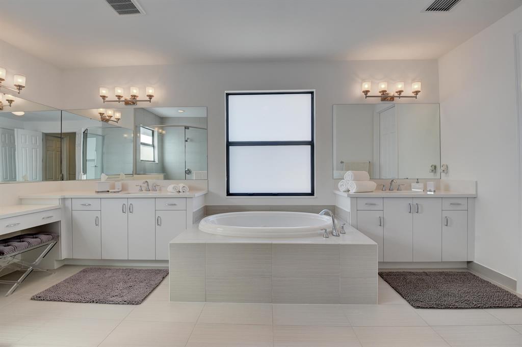 SEVEN BRIDGES - Residential