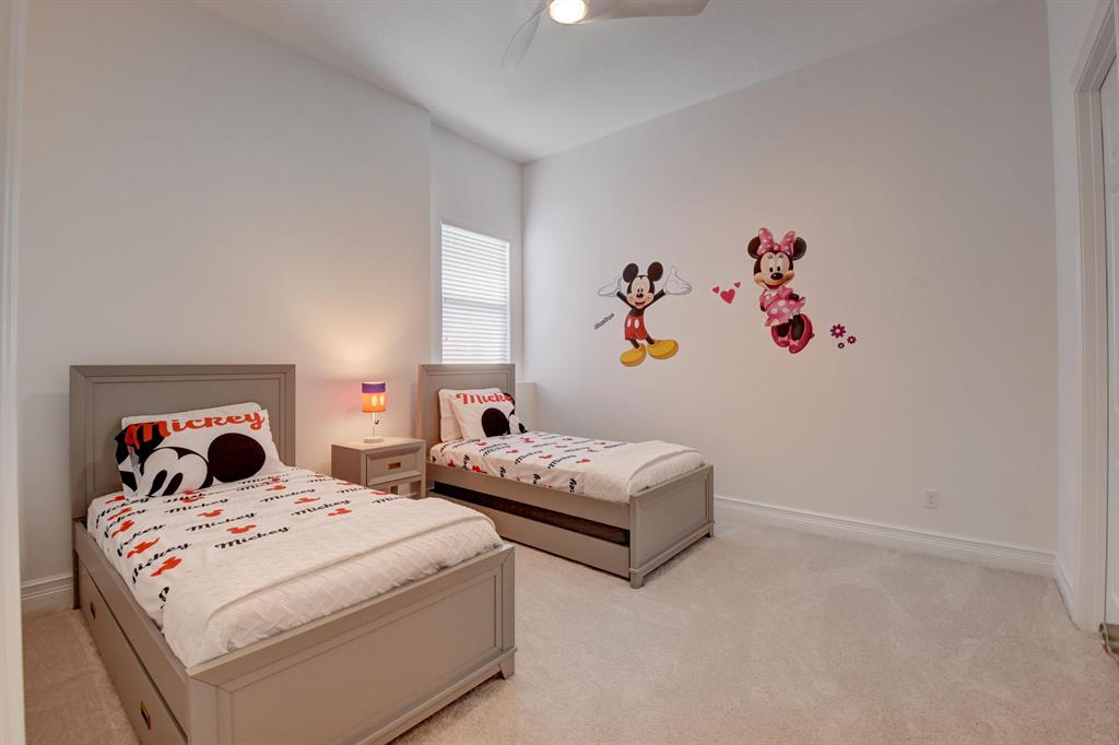 SEVEN BRIDGES - Residential