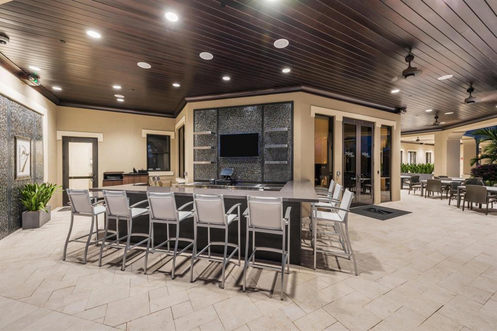 SEVEN BRIDGES - Residential