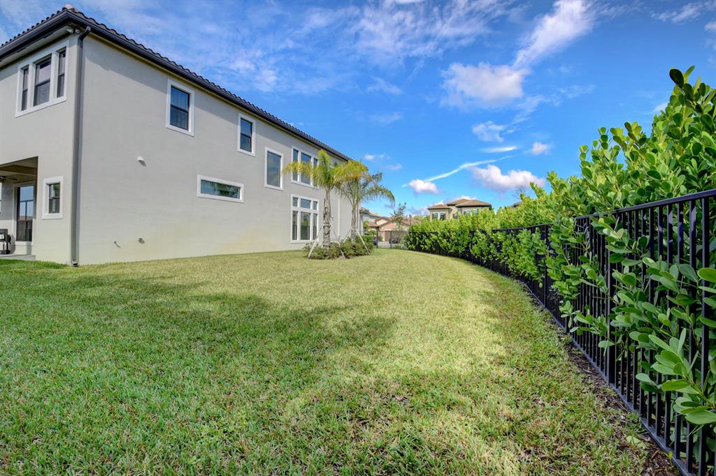 SEVEN BRIDGES - Residential