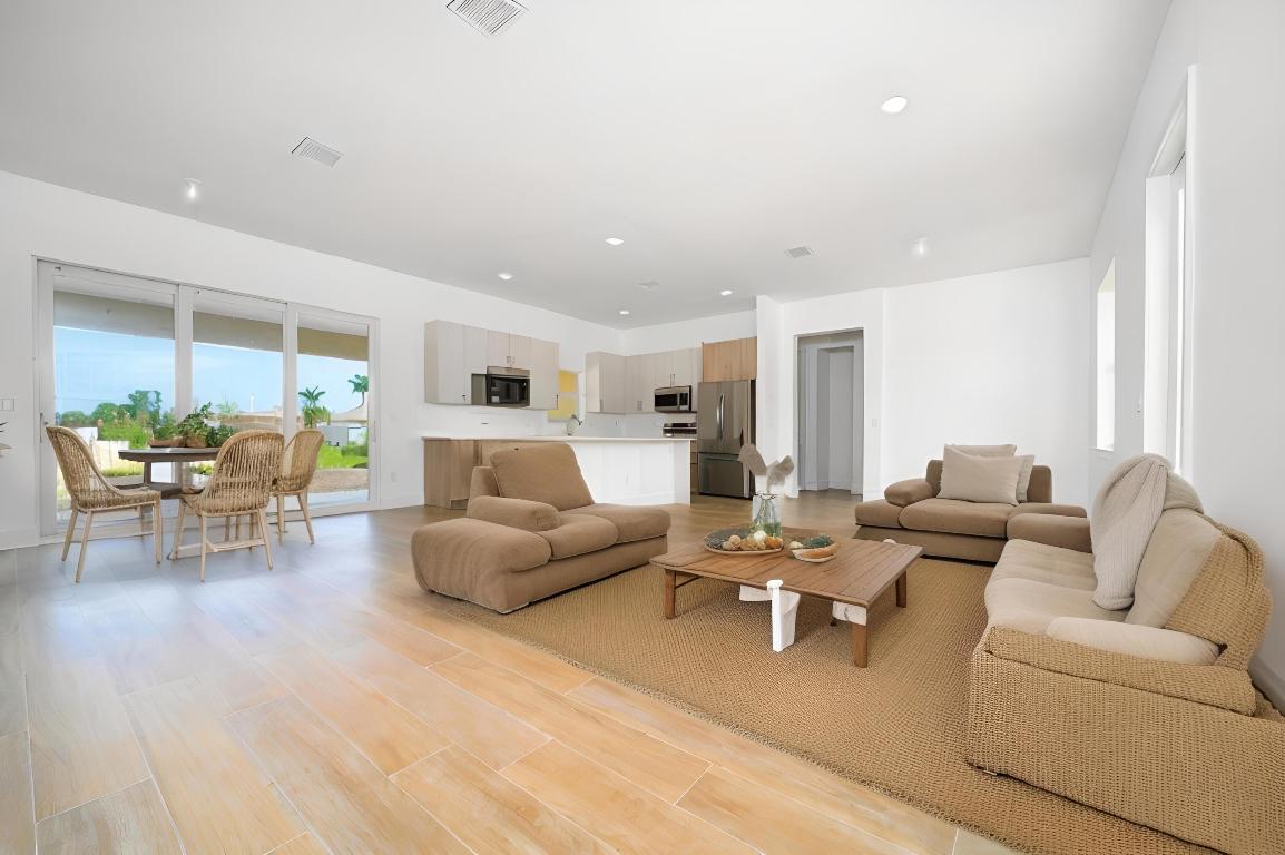 PCH 082 4444 0018 - Residential