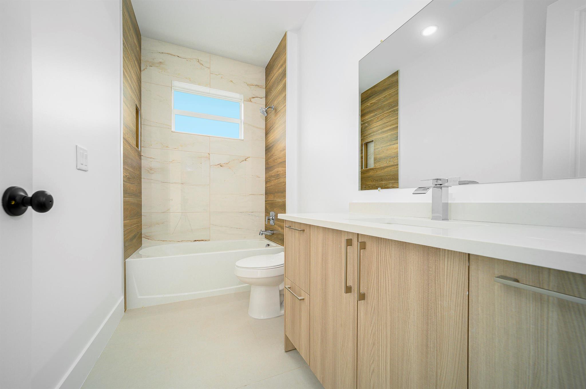 PCH 082 4444 0018 - Residential