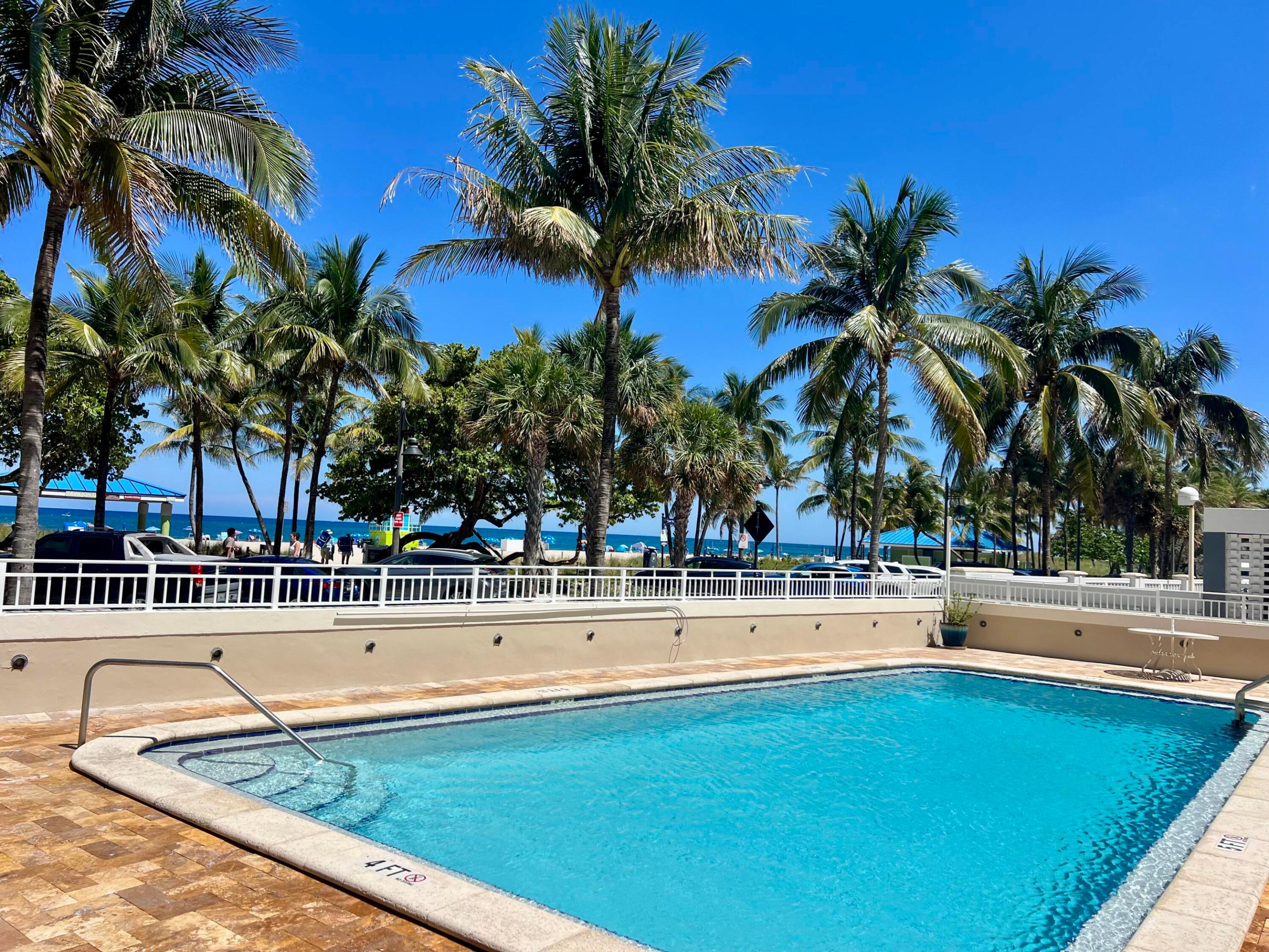OCEAN MONARCH CONDO - Residential