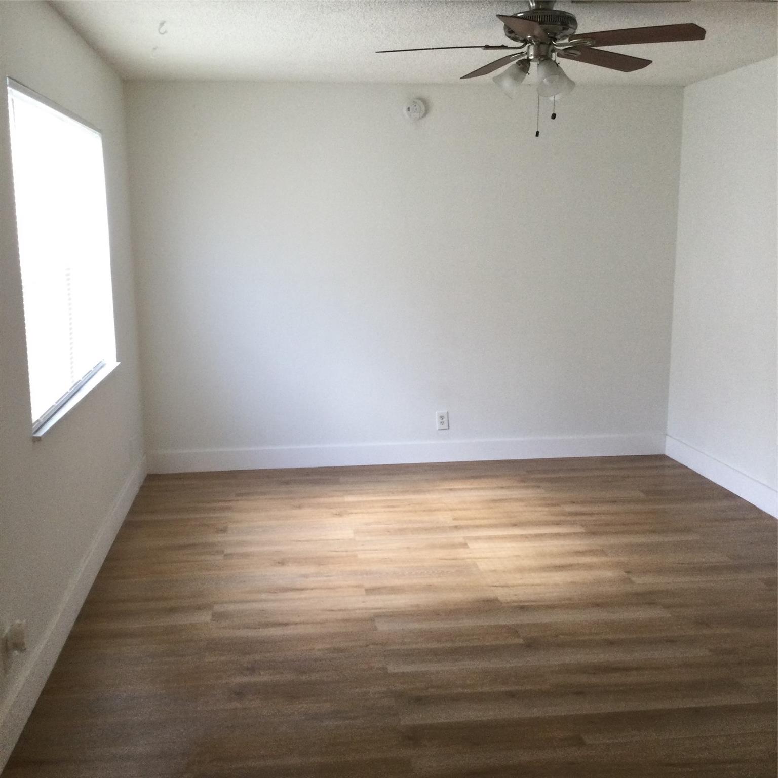 5653 Blueberry Ct