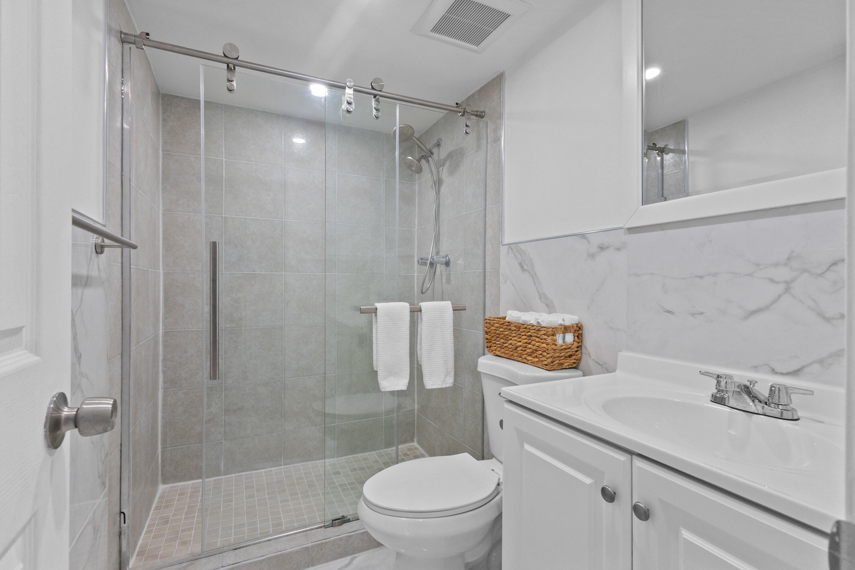 NO 34 PALM-AIRE COUNTRY CLUB - Residential