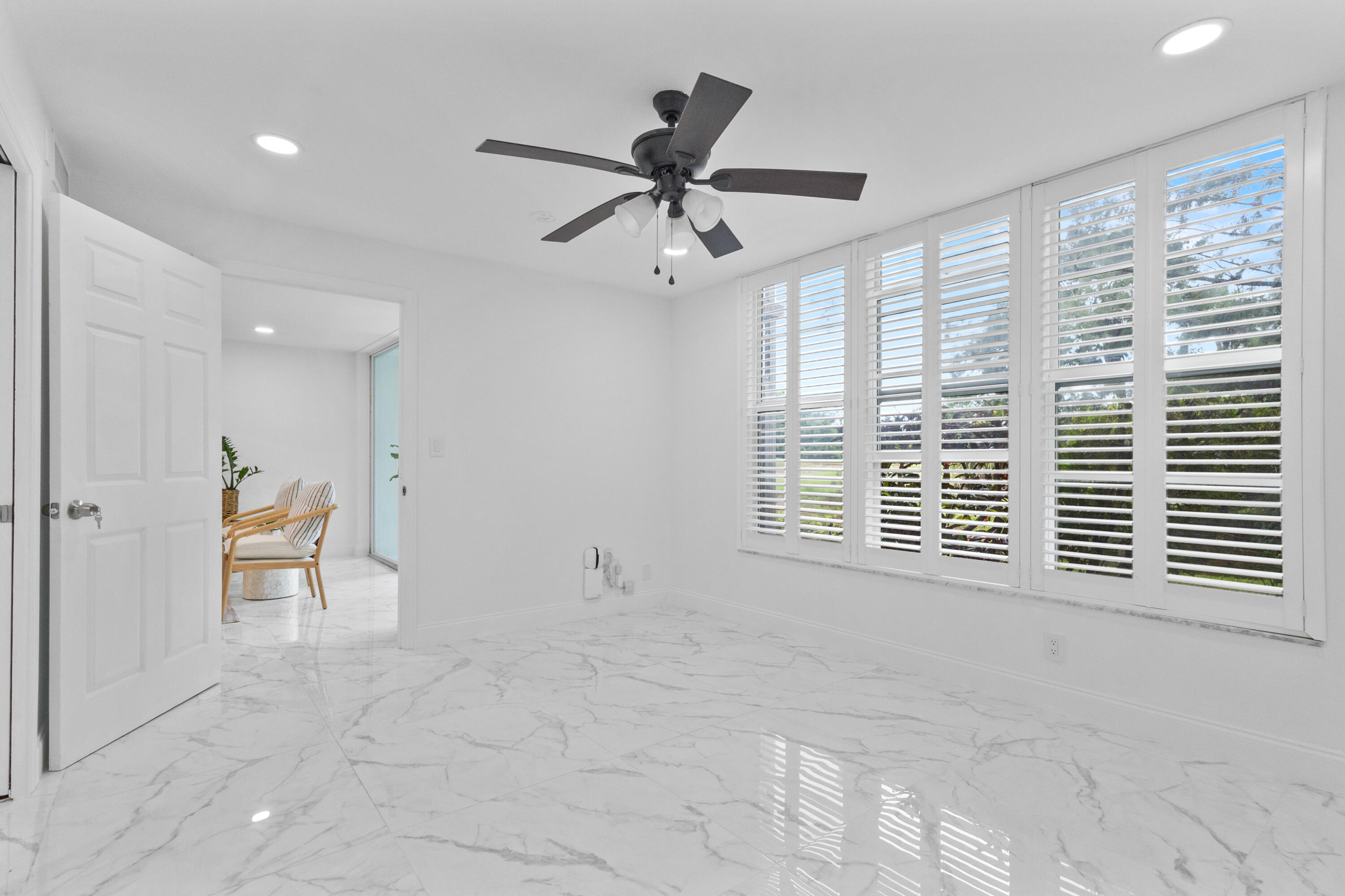 NO 34 PALM-AIRE COUNTRY CLUB - Residential