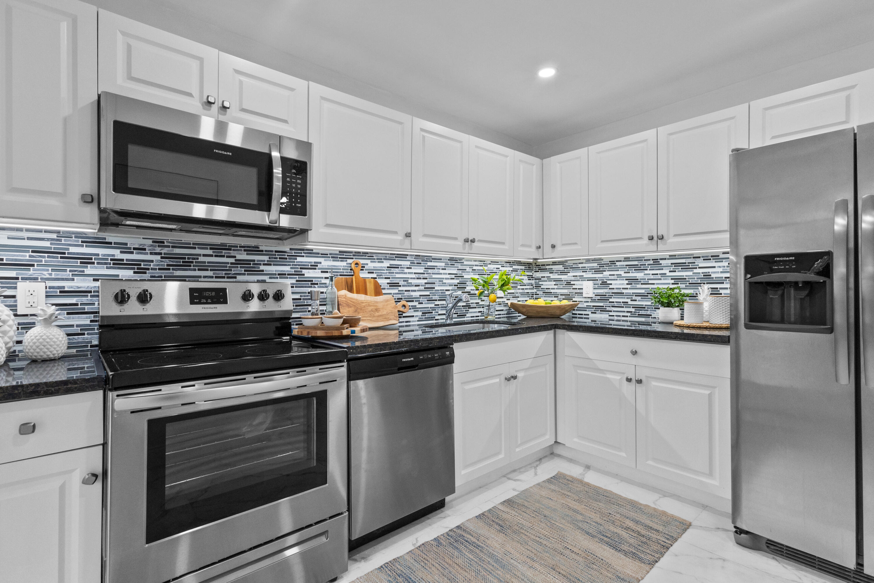 NO 34 PALM-AIRE COUNTRY CLUB - Residential