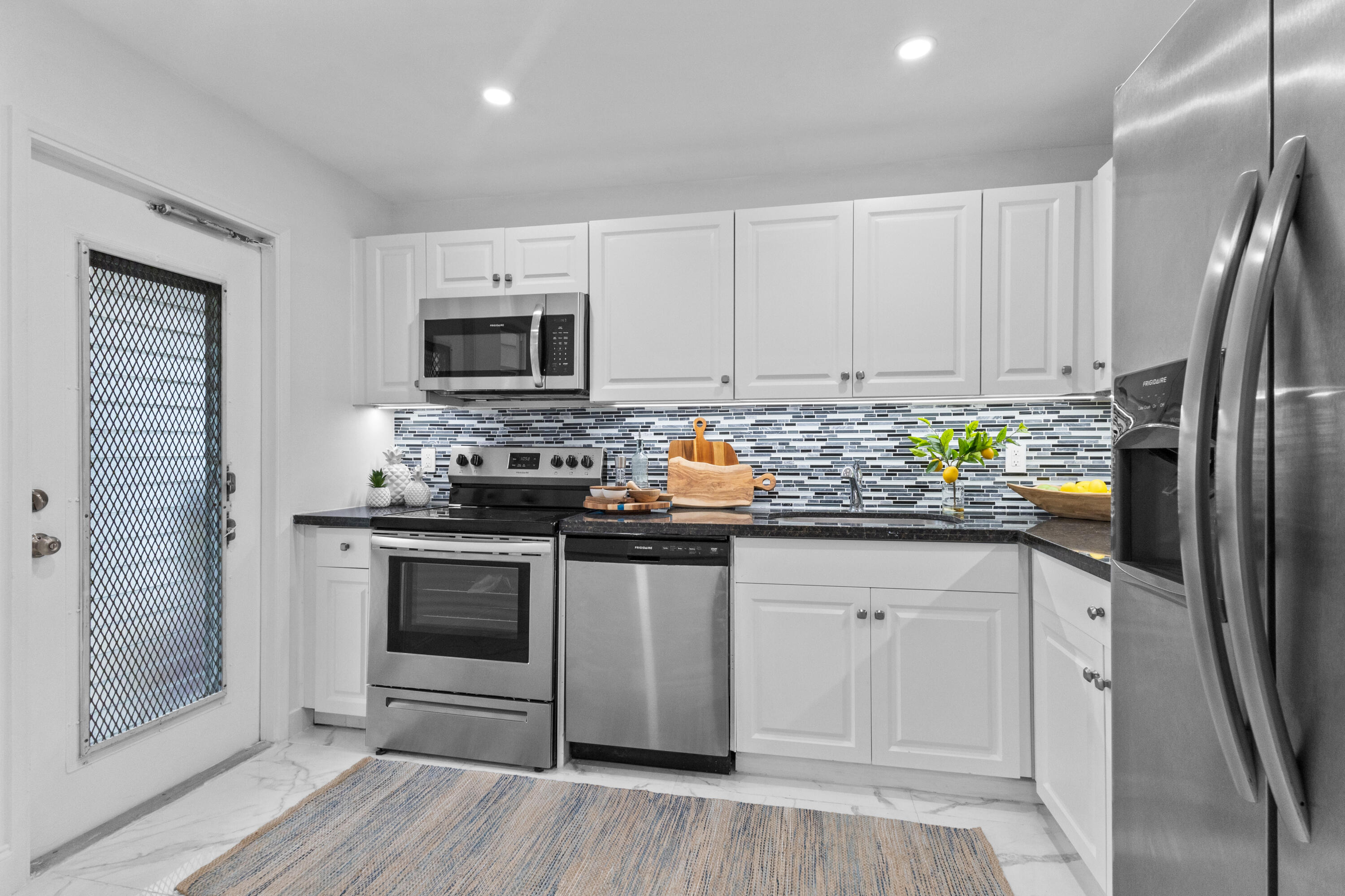 NO 34 PALM-AIRE COUNTRY CLUB - Residential