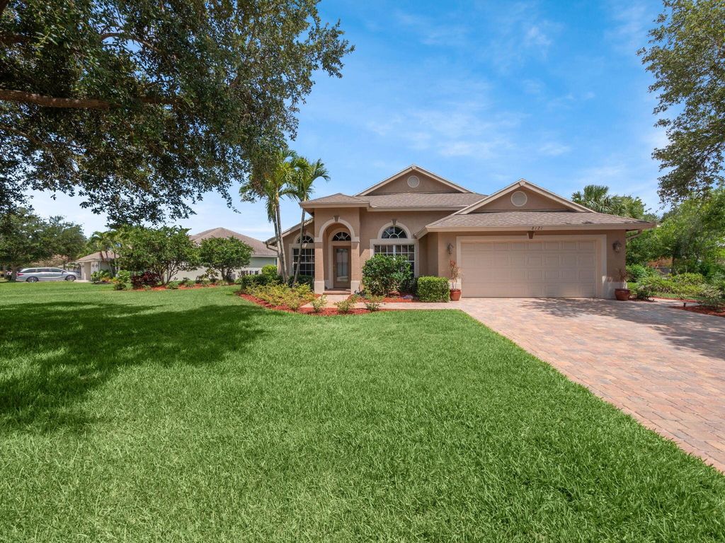 Photo of 8121 SW Yachtsmans Drive, Stuart, FL 34997 (MLS # R10994979)
