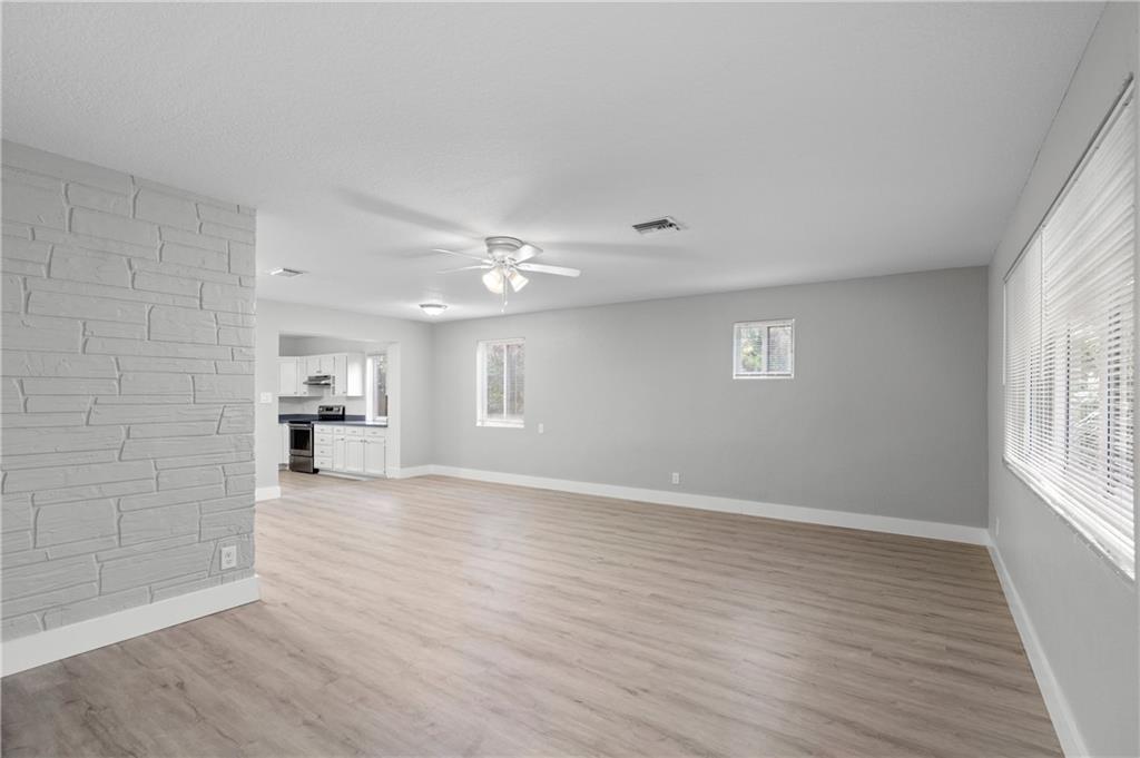 Look Homesites 3 39-37 B - Residential