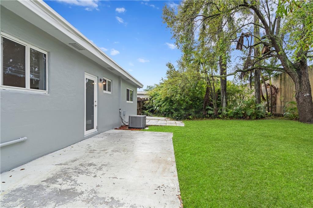 Look Homesites 3 39-37 B - Residential