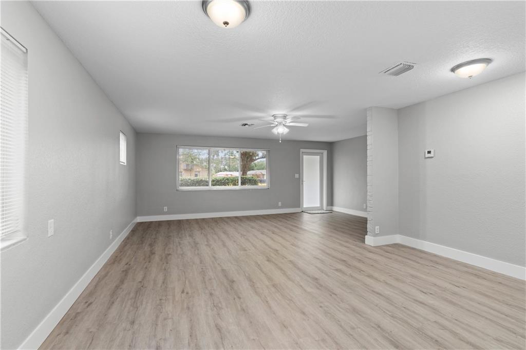 Look Homesites 3 39-37 B - Residential