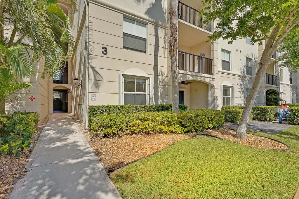 Photo of 3115 Tuscany Way, Boynton Beach, FL 33435 (MLS # R11097768)