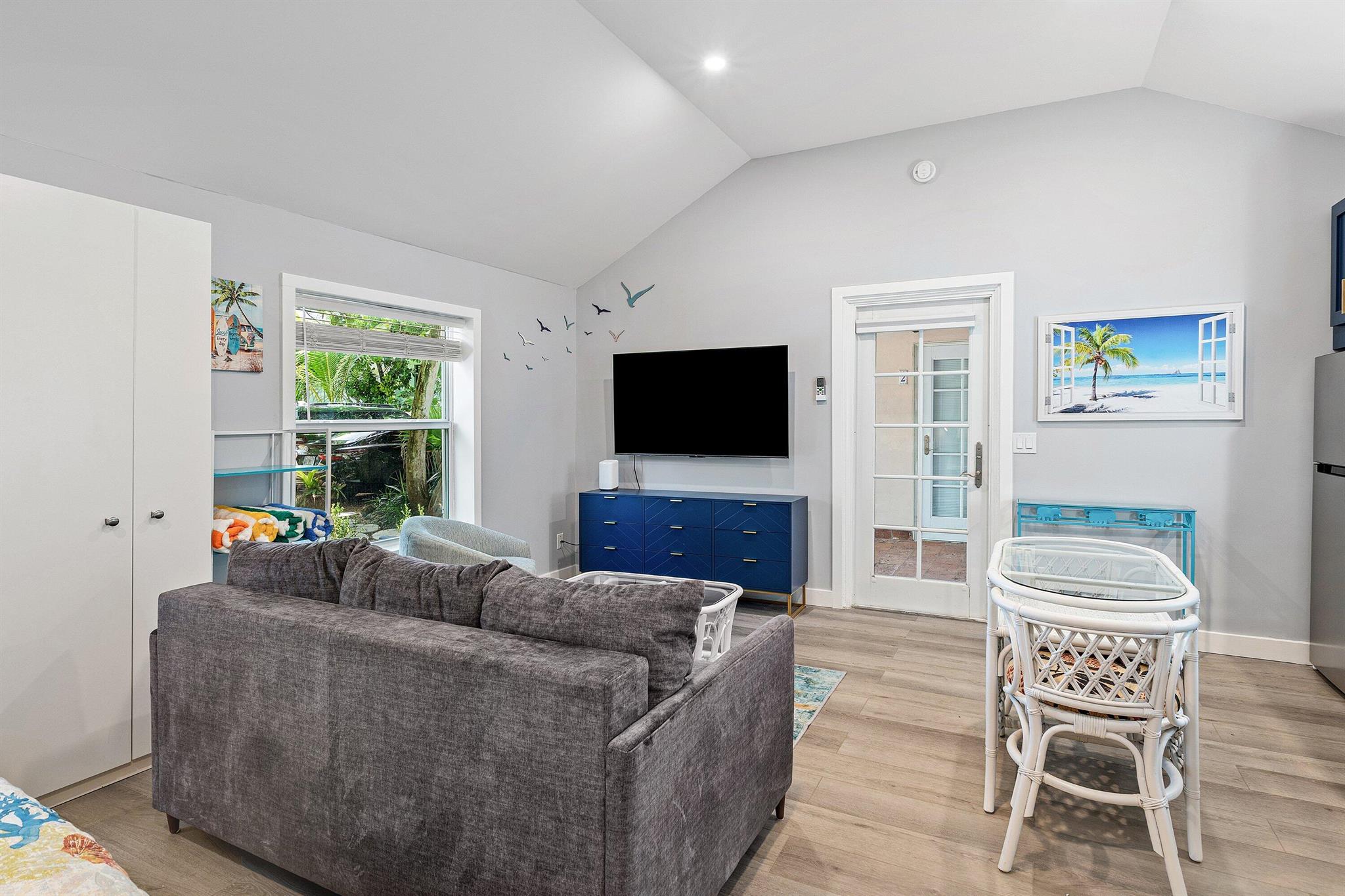 BAHAMA HOUSE OF DELRAY BE - Residential Lease