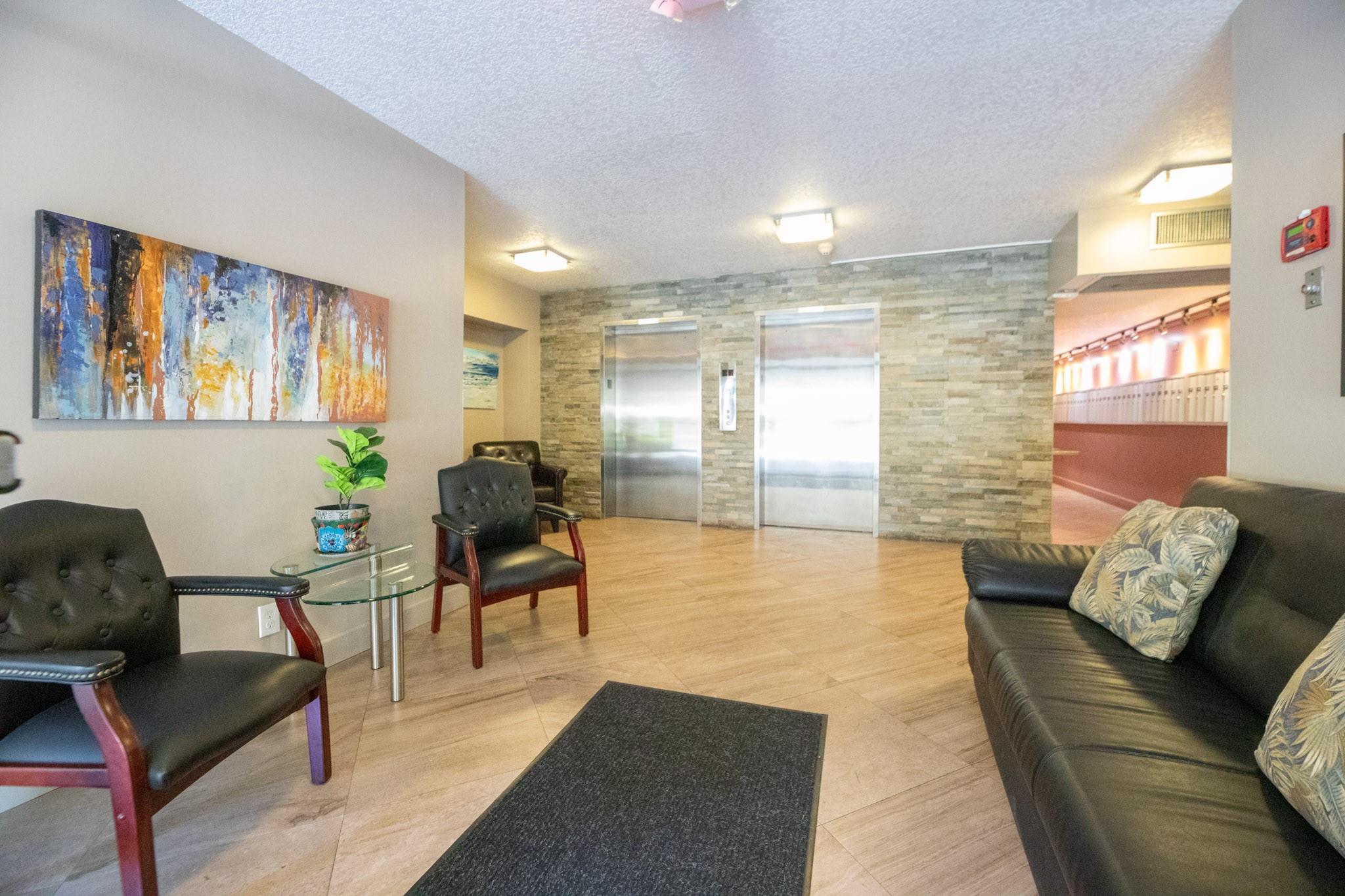 PALM AIRE - Residential