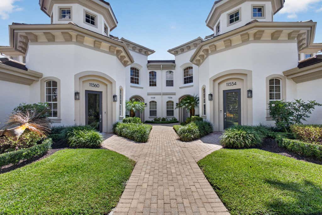 Photo of 11558 Villa Vasari Drive, Palm Beach Gardens, FL 33418 (MLS # B26043837)