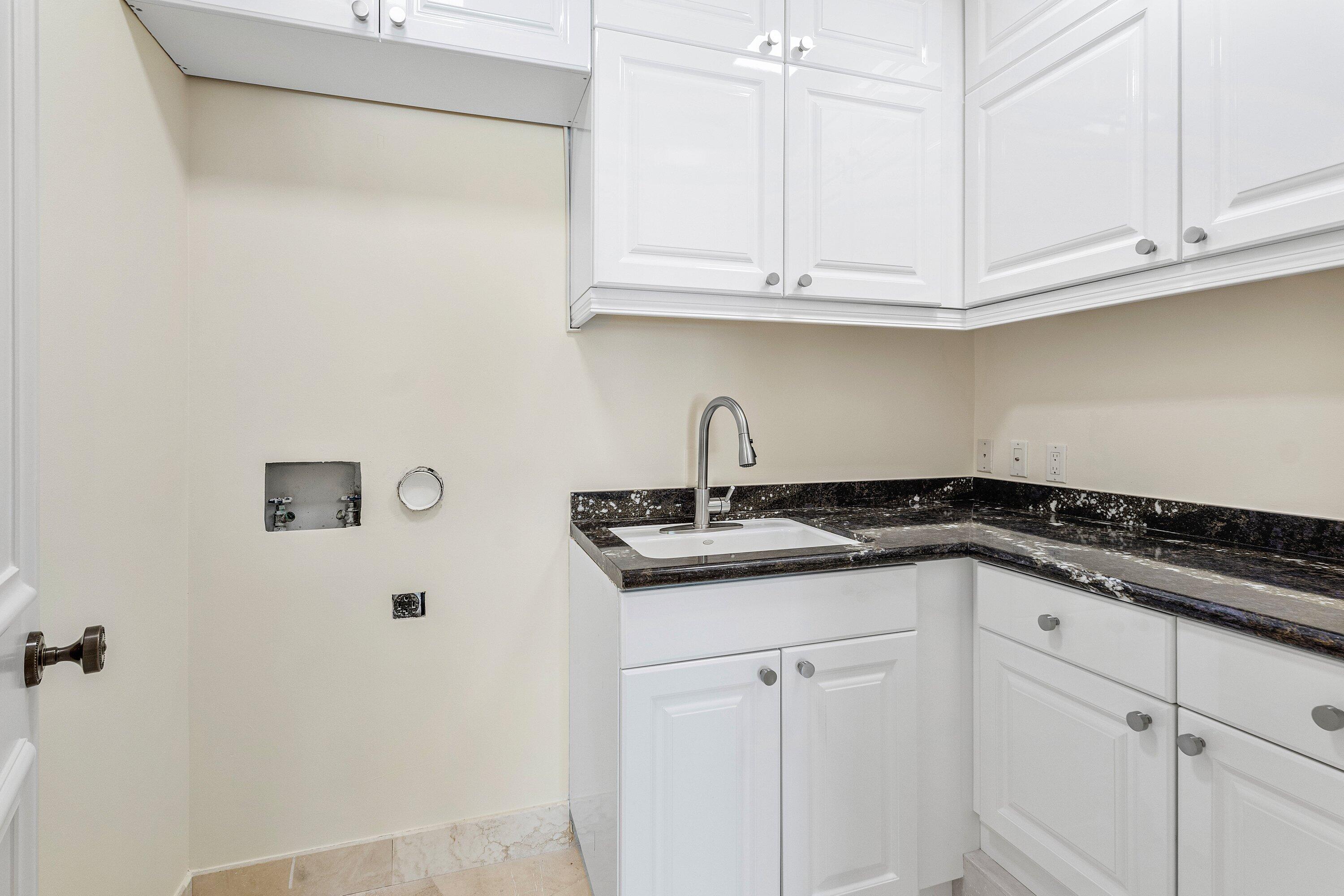 ARAGON CONDO - Residential