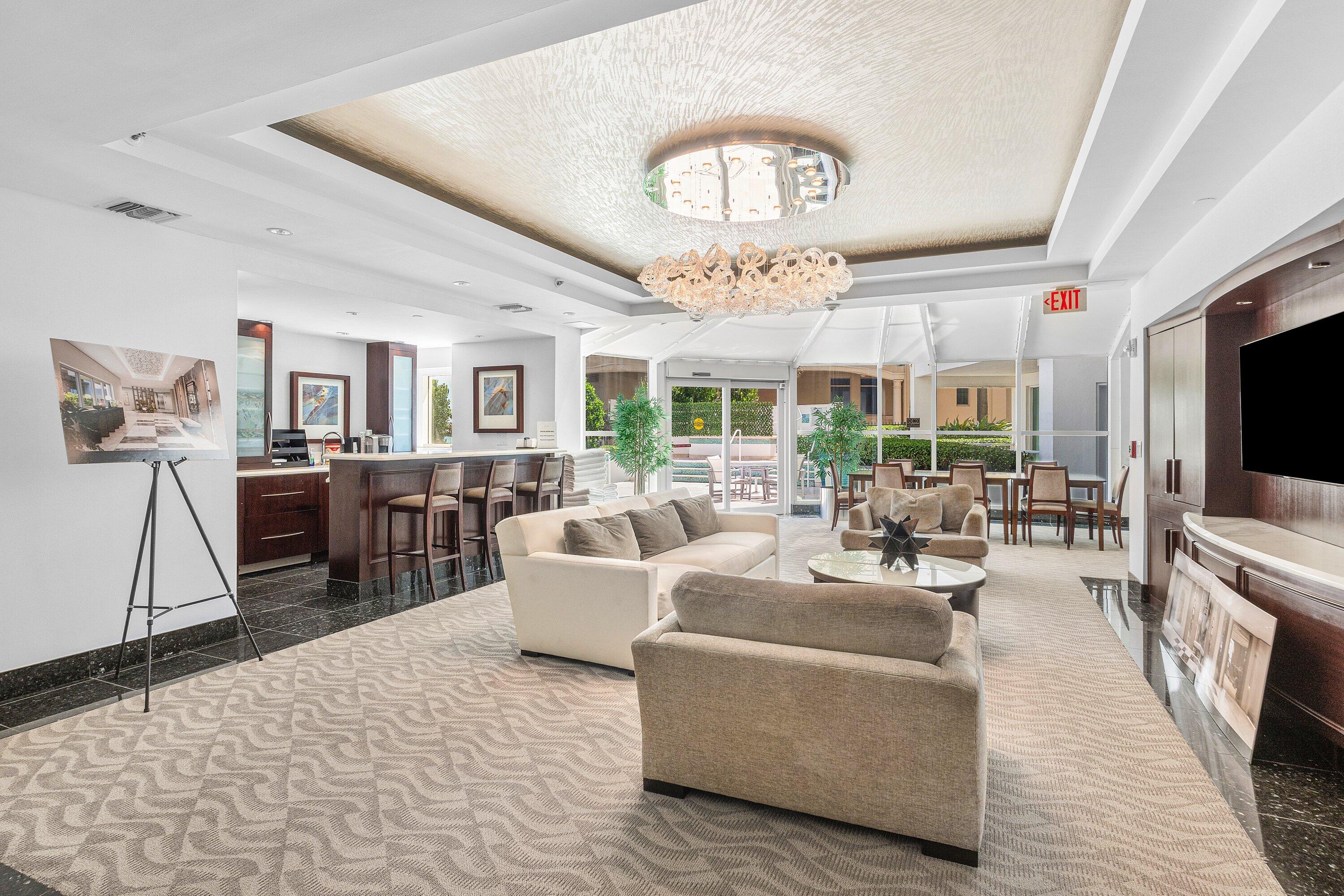 ARAGON CONDO - Residential