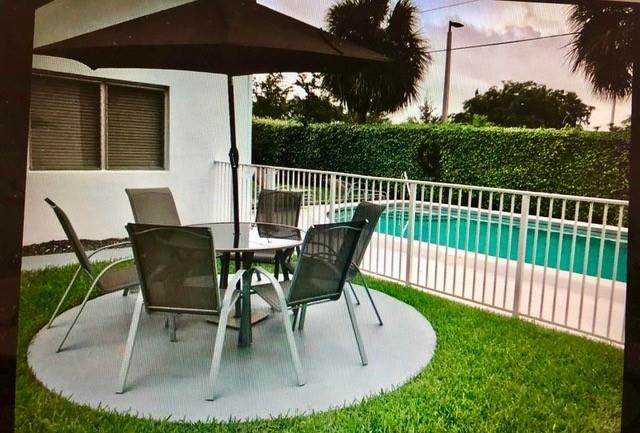 Coral Ridge Colony Inc Co - Residential Lease