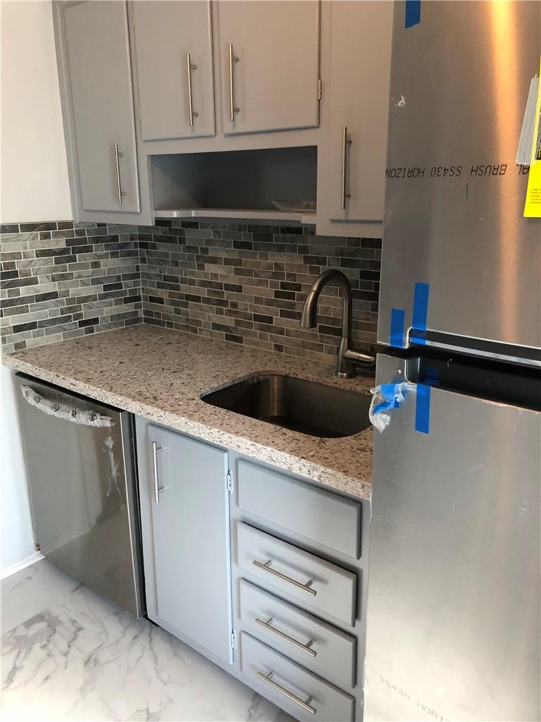 Coral Ridge Colony Inc Co - Residential Lease