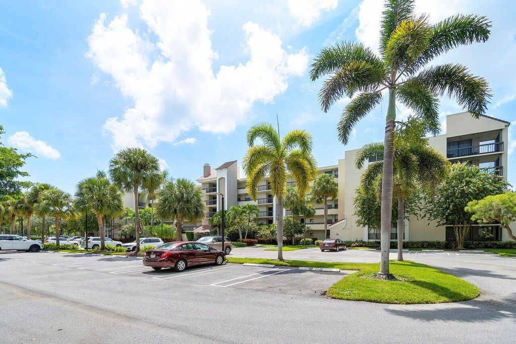 Photo of 950 Lavers Circle #F-311, Delray Beach, FL 33444 (MLS # R10910962)