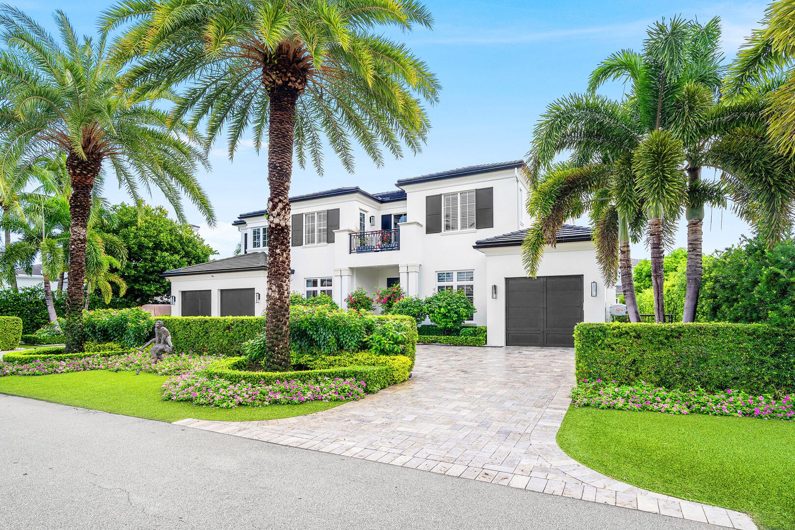 2296 Acorn Palm Road