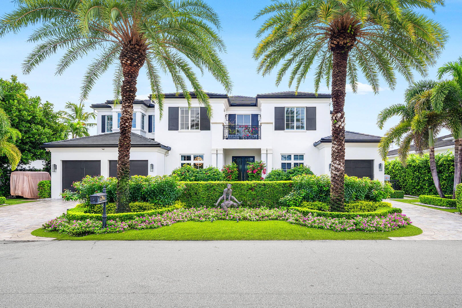 2296 Acorn Palm Road