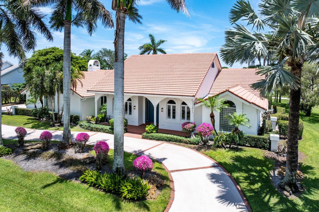 Photo of 10858 Spicewood Trail, Boynton Beach, FL 33436 (MLS # R11110978)