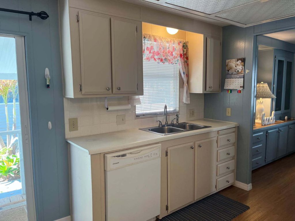 Photo of 304 Mockingbird Avenue, Fort Pierce, FL 34982 (MLS # B26004379)