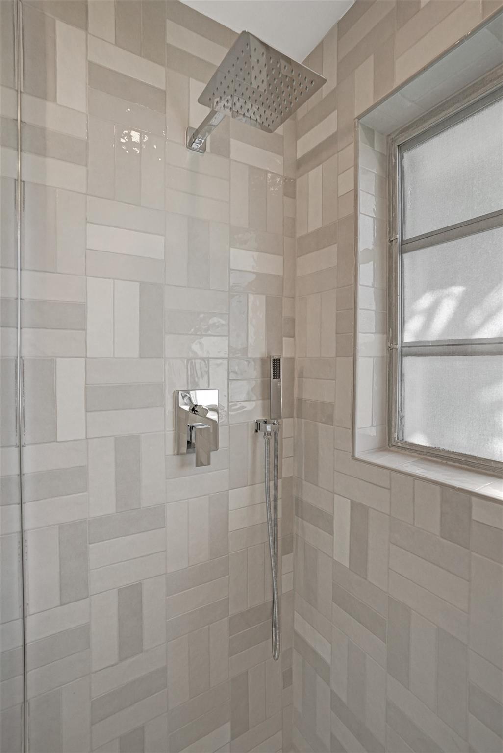 Lighthouse Point Ext 2nd - Residential